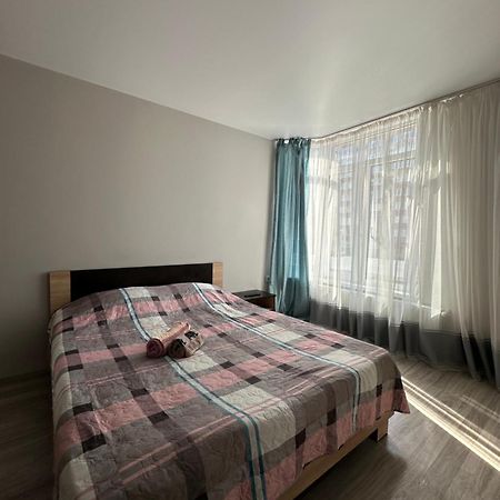 Апартаменти На Злуках Ternopil Esterno foto
